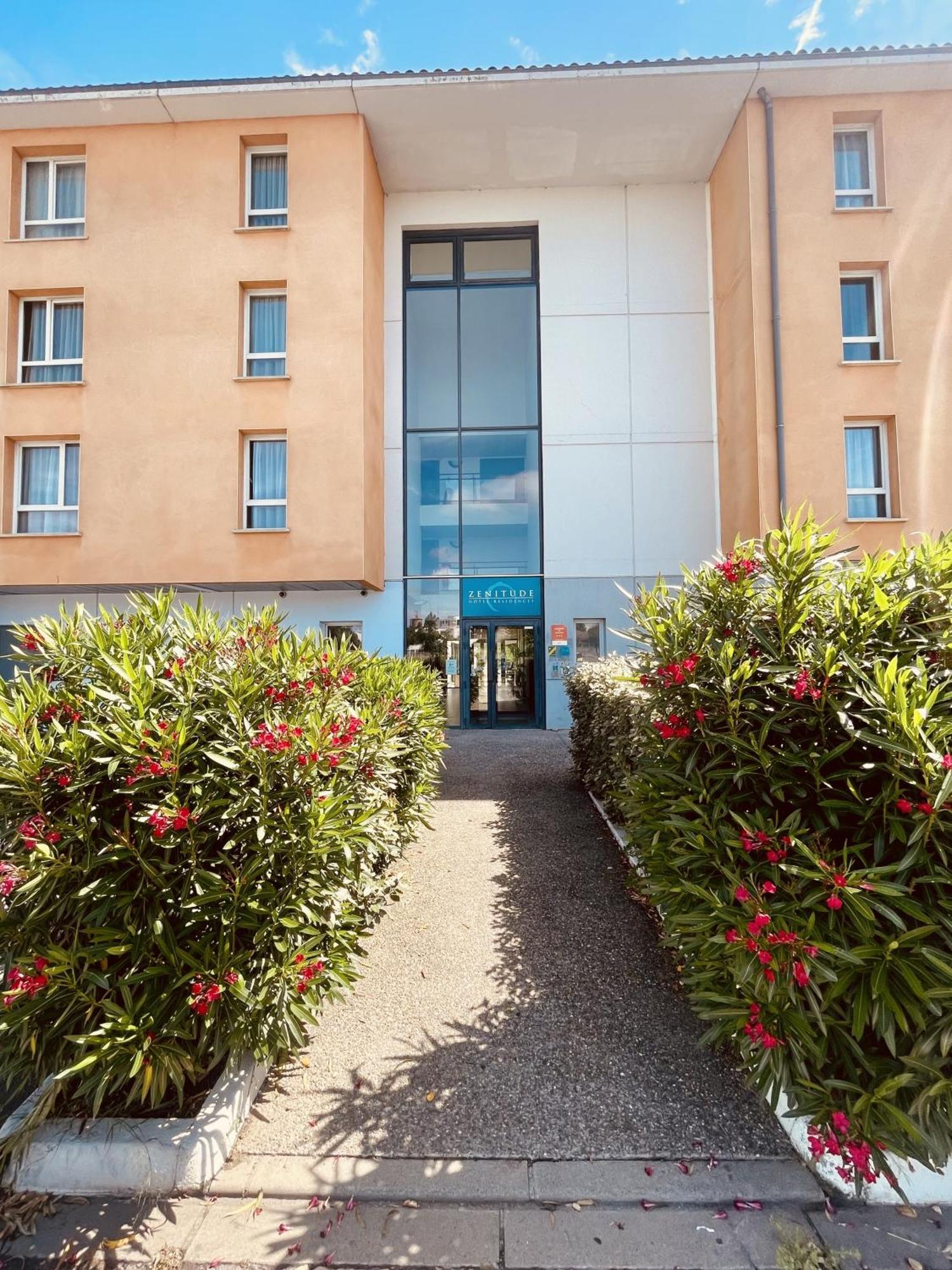 Comfort Aparthotel Carcassonne Buitenkant foto